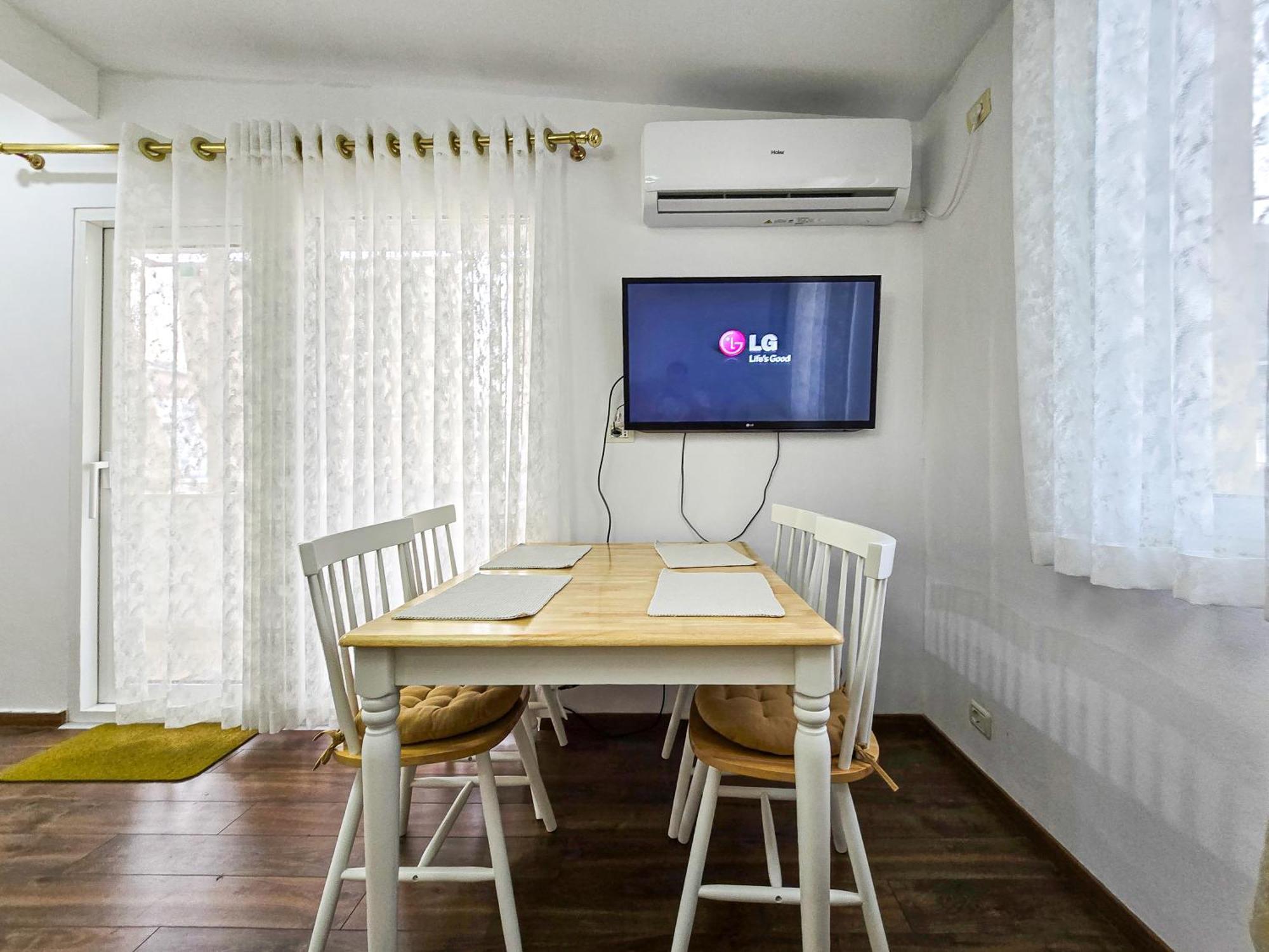Lake Park 2Br Apartment Tirana Zewnętrze zdjęcie