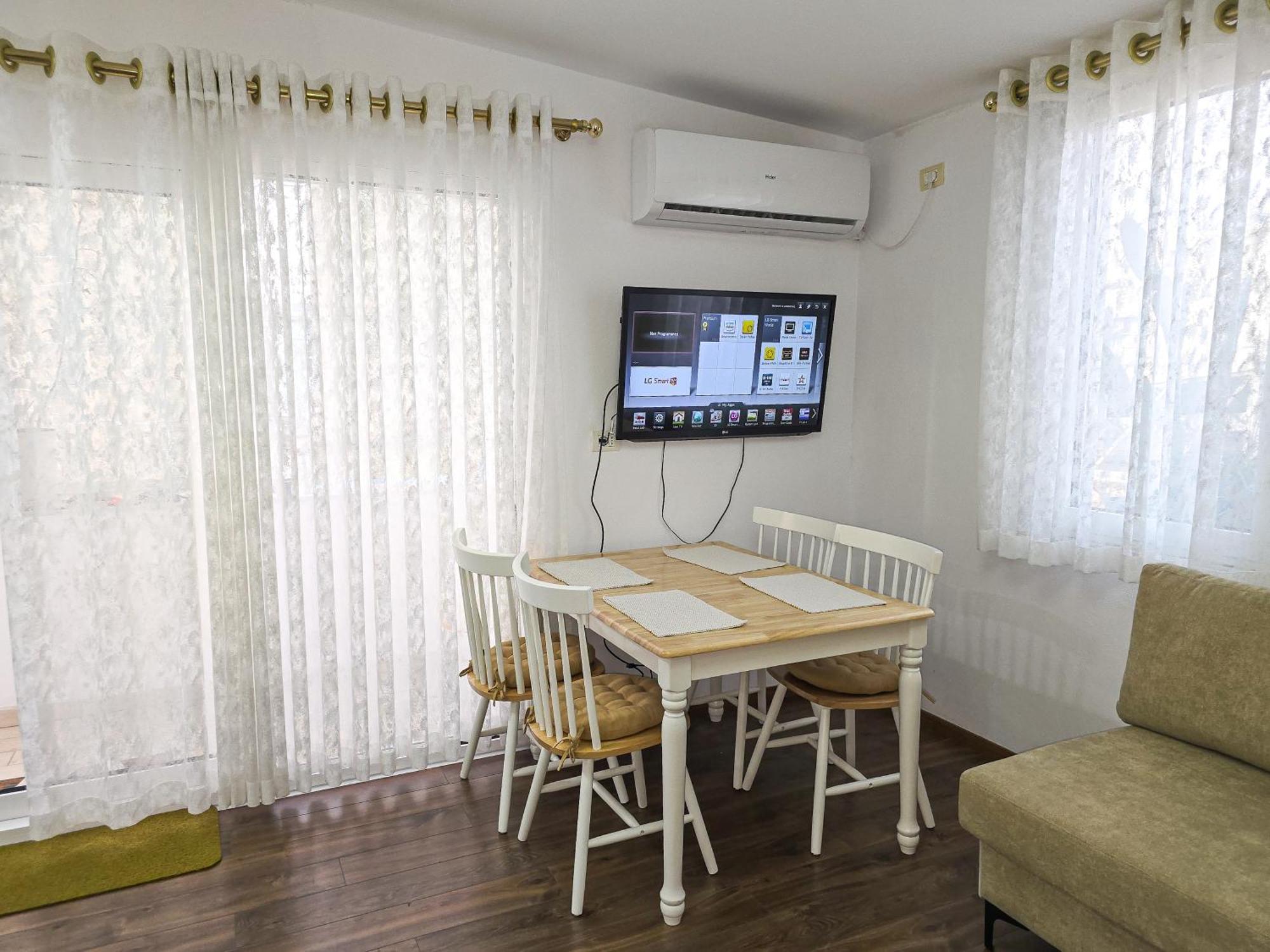 Lake Park 2Br Apartment Tirana Zewnętrze zdjęcie